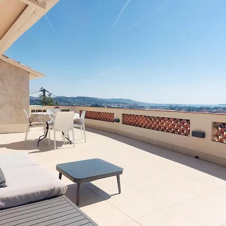 Tastefully Decorated House In * Mandelieu
